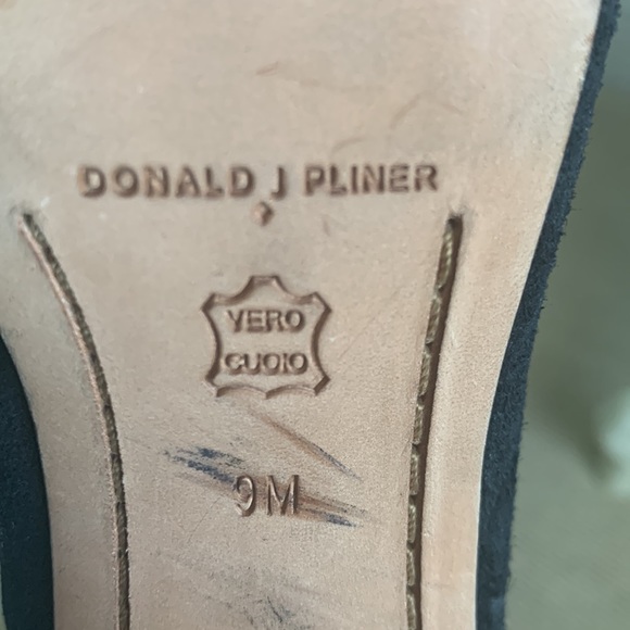 Donald J Pliner Greco Black Open-Toe Bootie - Picture 10 of 12